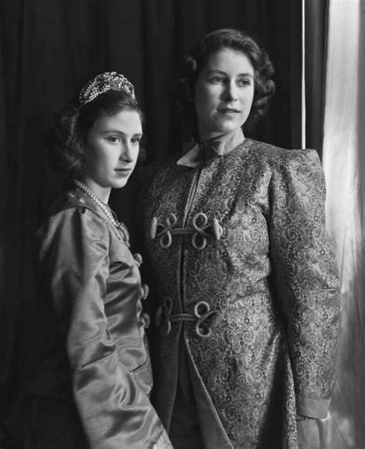 Princess Margaret and Queen Elizabeth: A Tale of Sisterhood and Royal Duty